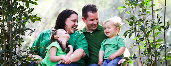 Family-Photo-Shoot-at-Fullerton-Park-Orange-County